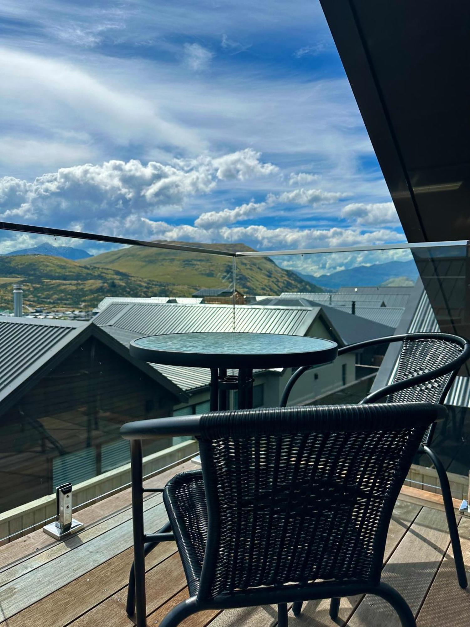 Remarkable View With Hot Tub Frankton Exteriör bild